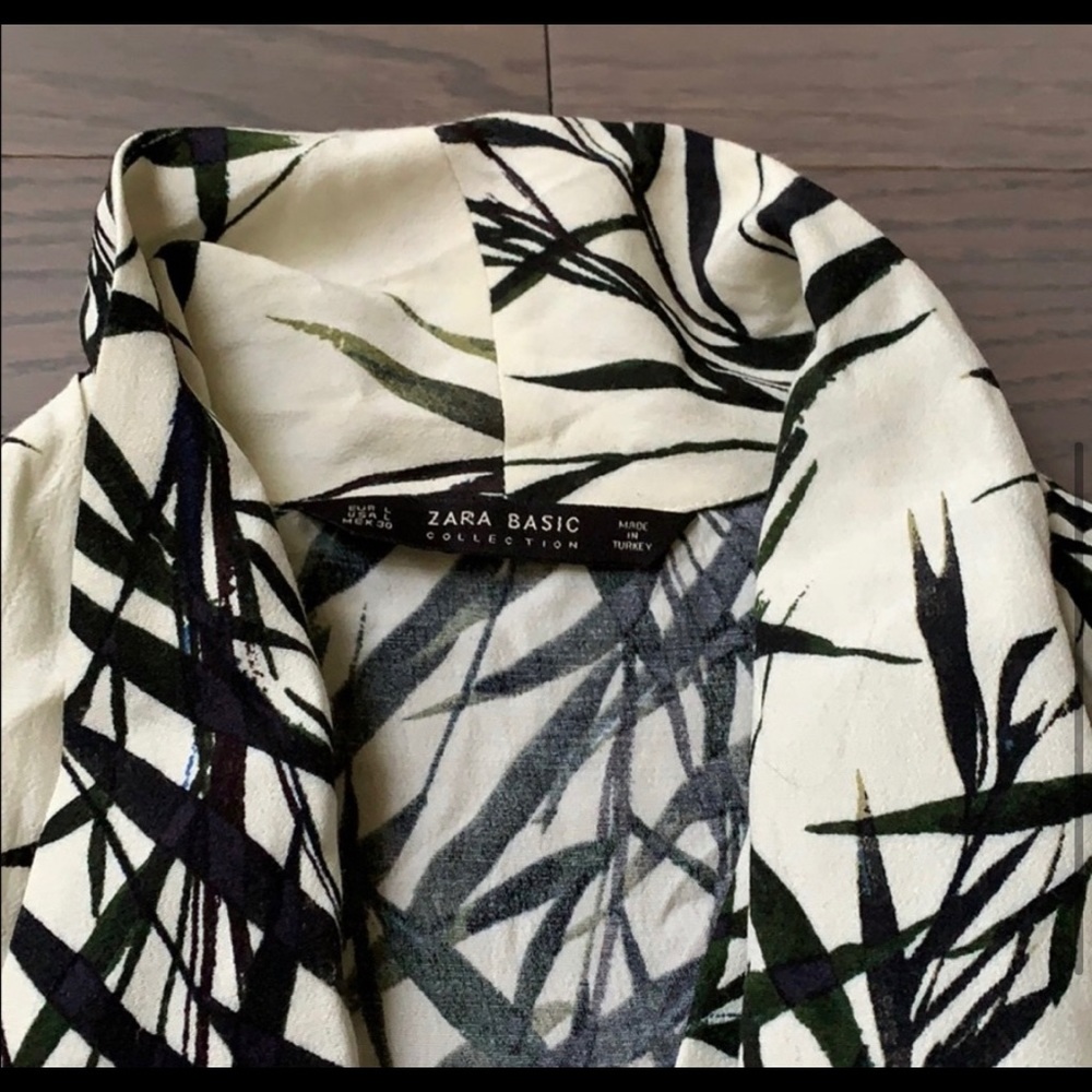 NEW Zara Open Front Tropical Printed Blouse - L - Picture 3 of 4
